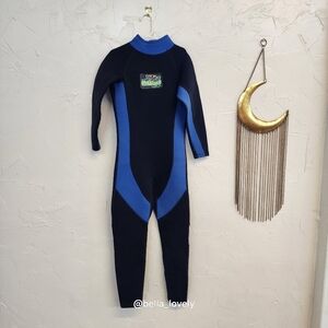 Akona Adventure Gear Children's Black and Blue Full-Body Wetsuit